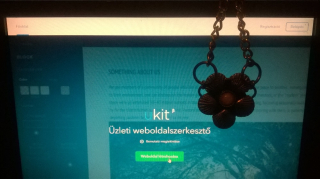A uCoz elindítja a uKit nevű üzleti weboldalszerkesztőjét